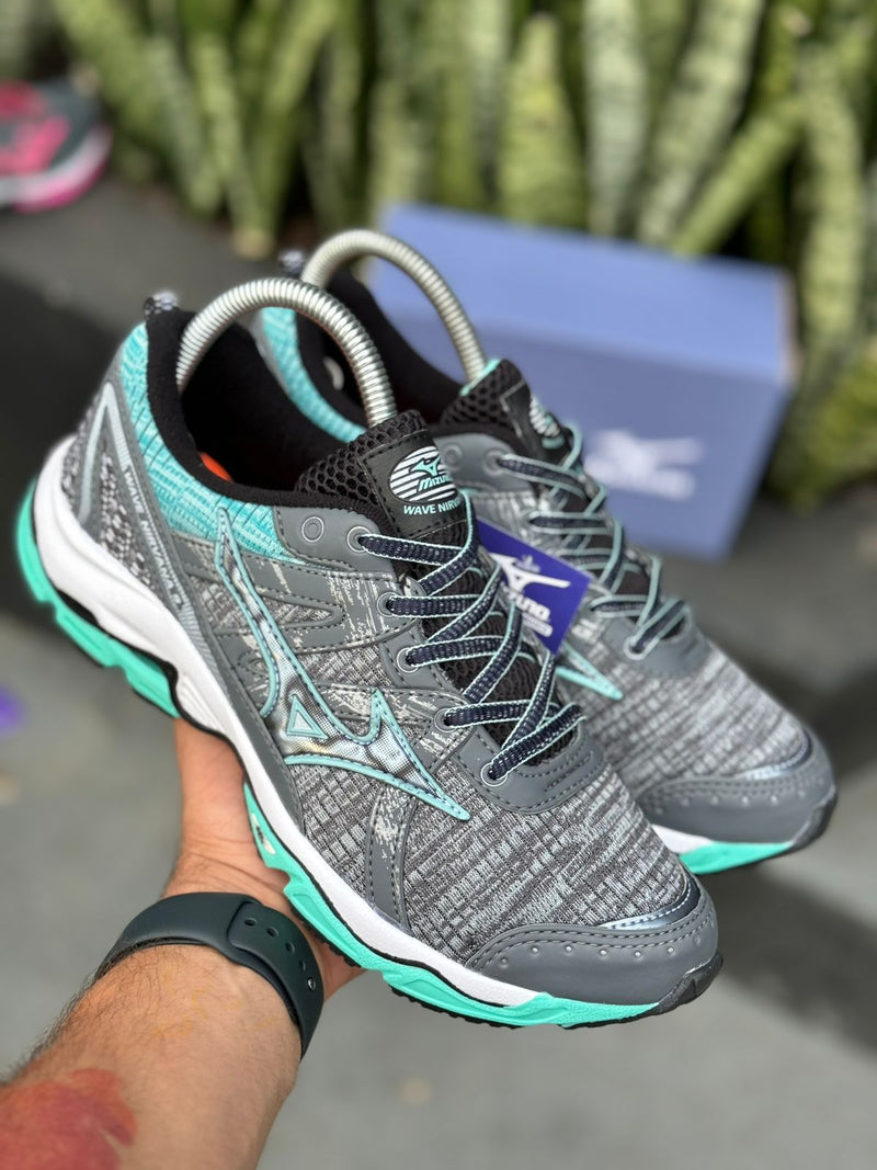 Tênis Mizuno Nirvana 9 Premium Masculino