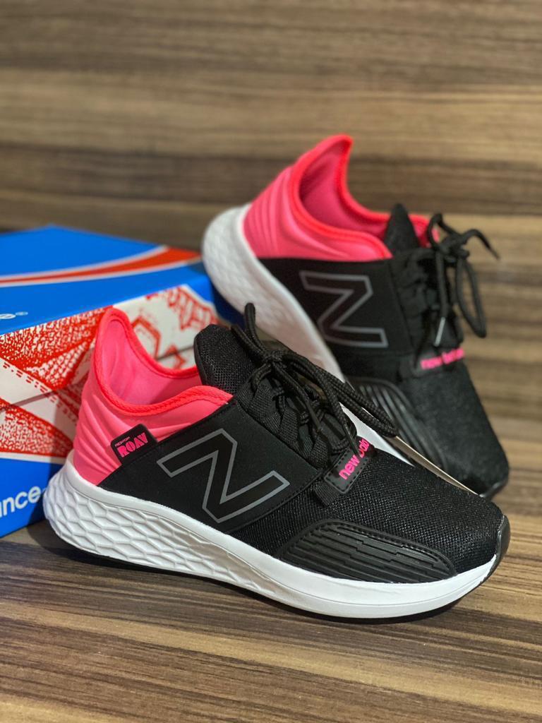 Tênis New Balance Feminino