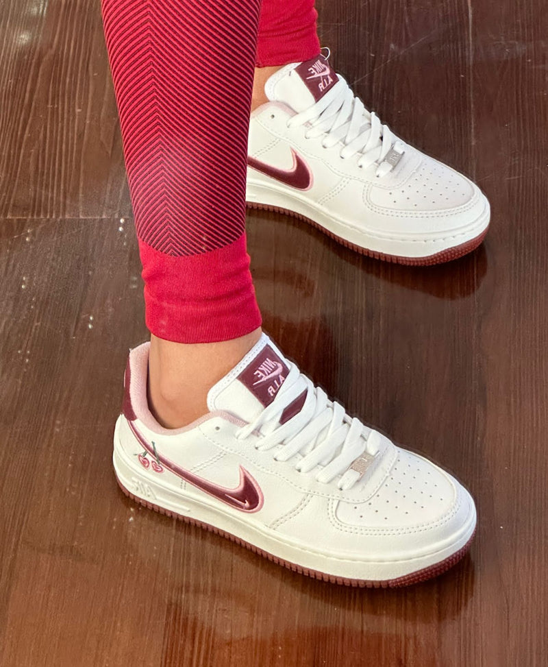 Tênis Nike Air Force 1 Feminino