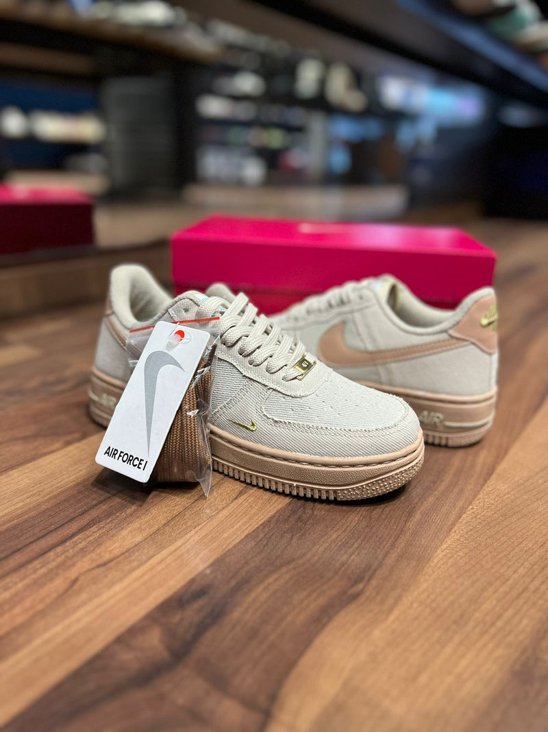 Tênis Nike Air Force 1 Feminino Premium