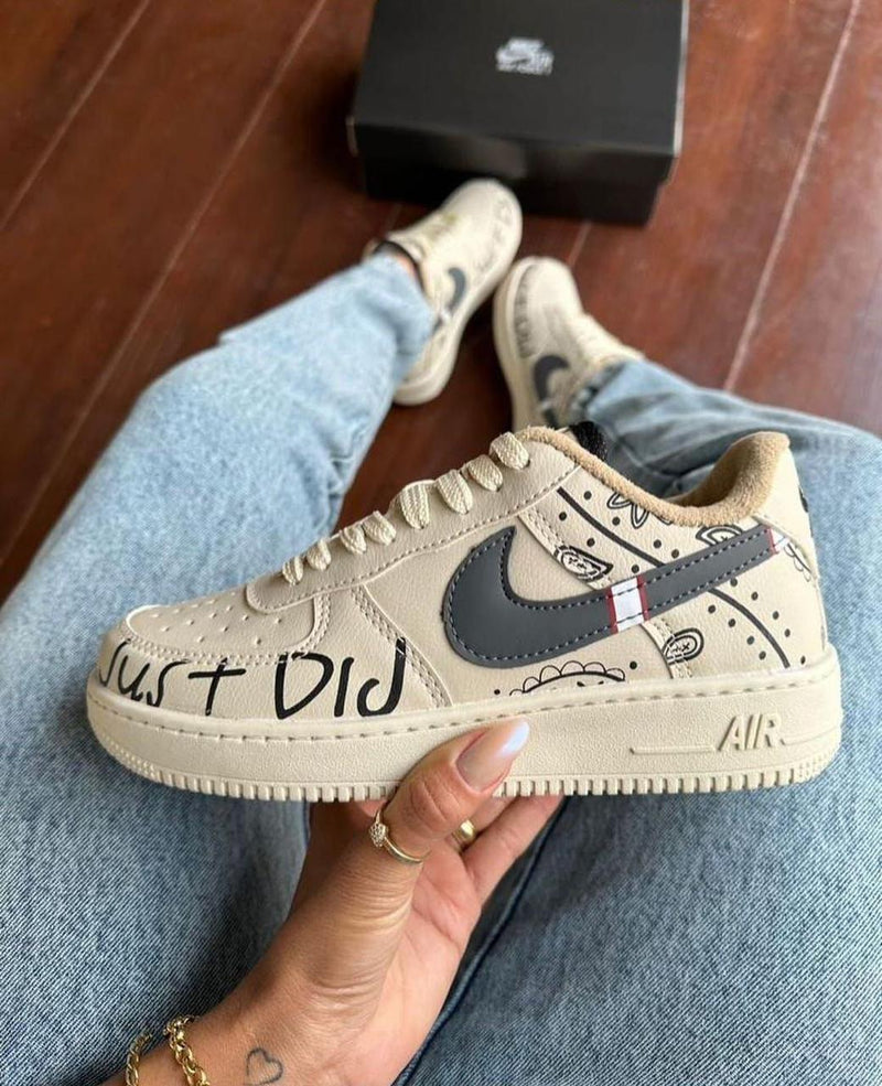 Tênis Nike Air Force Just do it