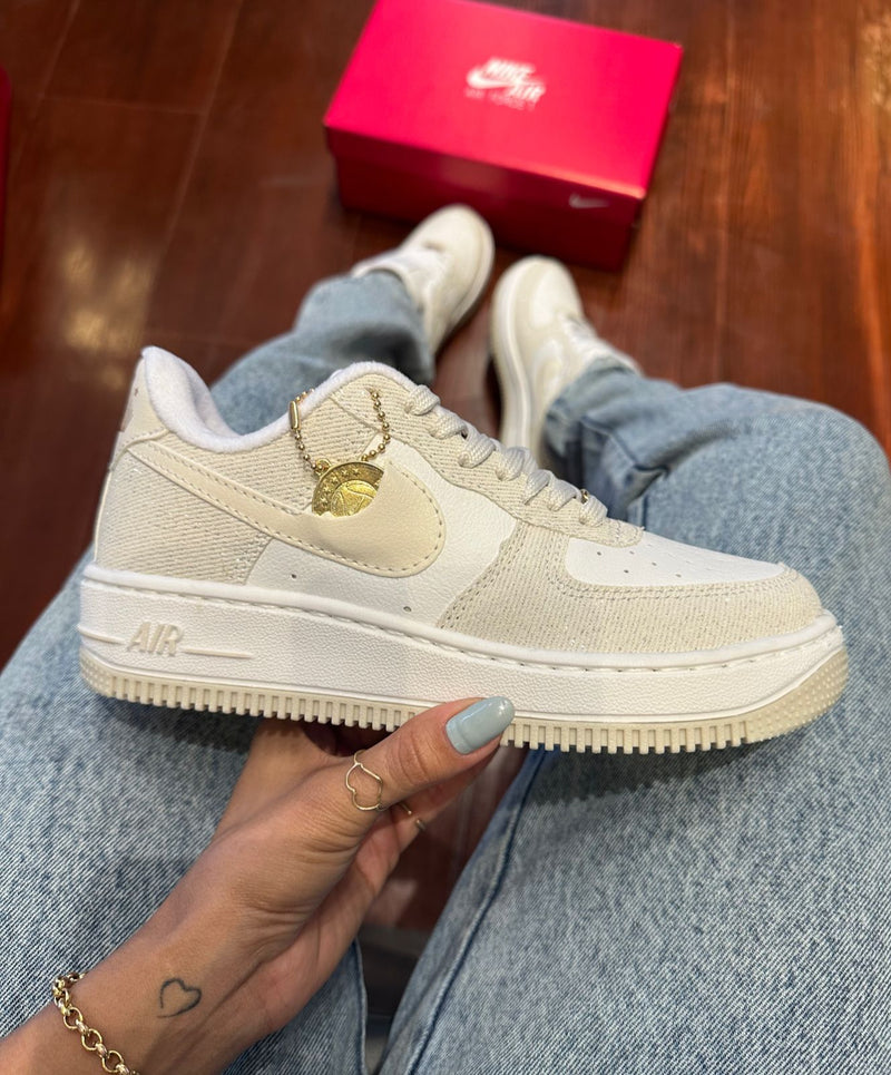 Tênis Nike Air Force Medalha Premium Feminino