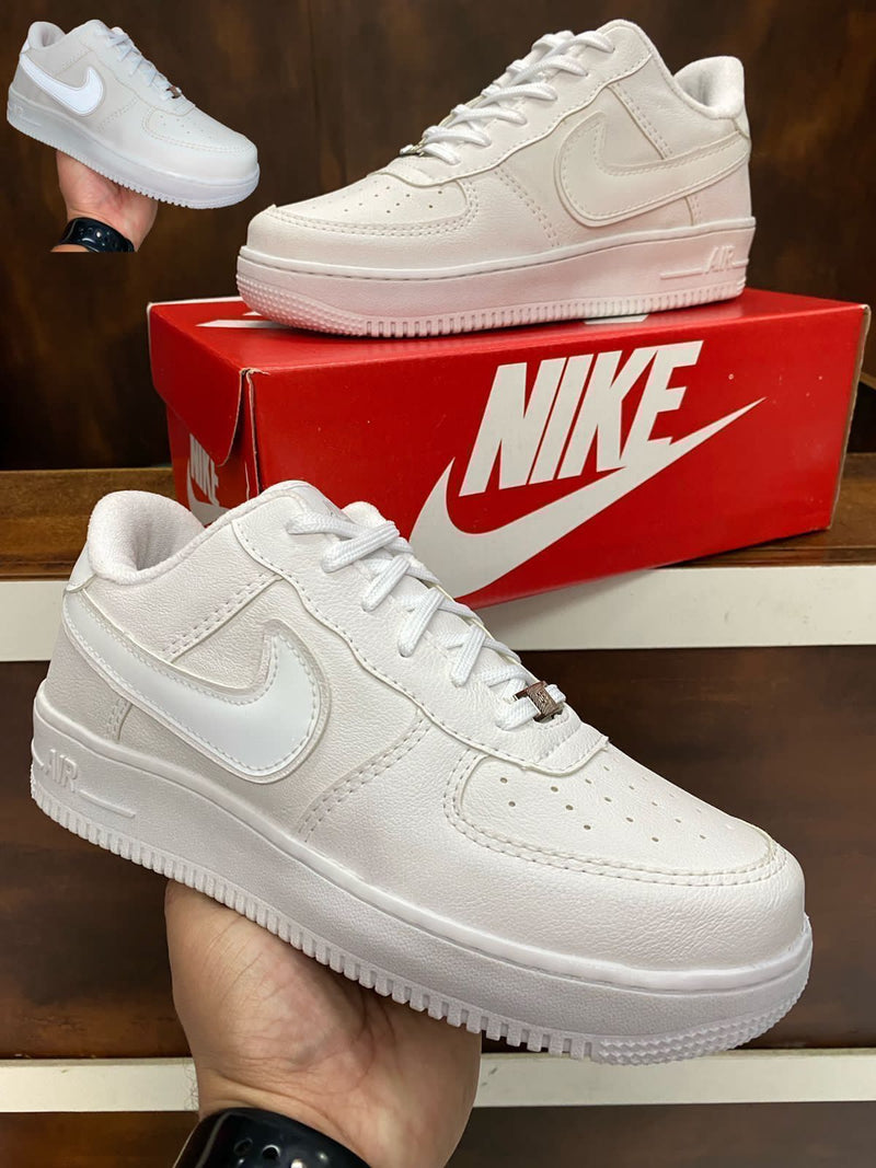 Tênis Nike Air Force Premium