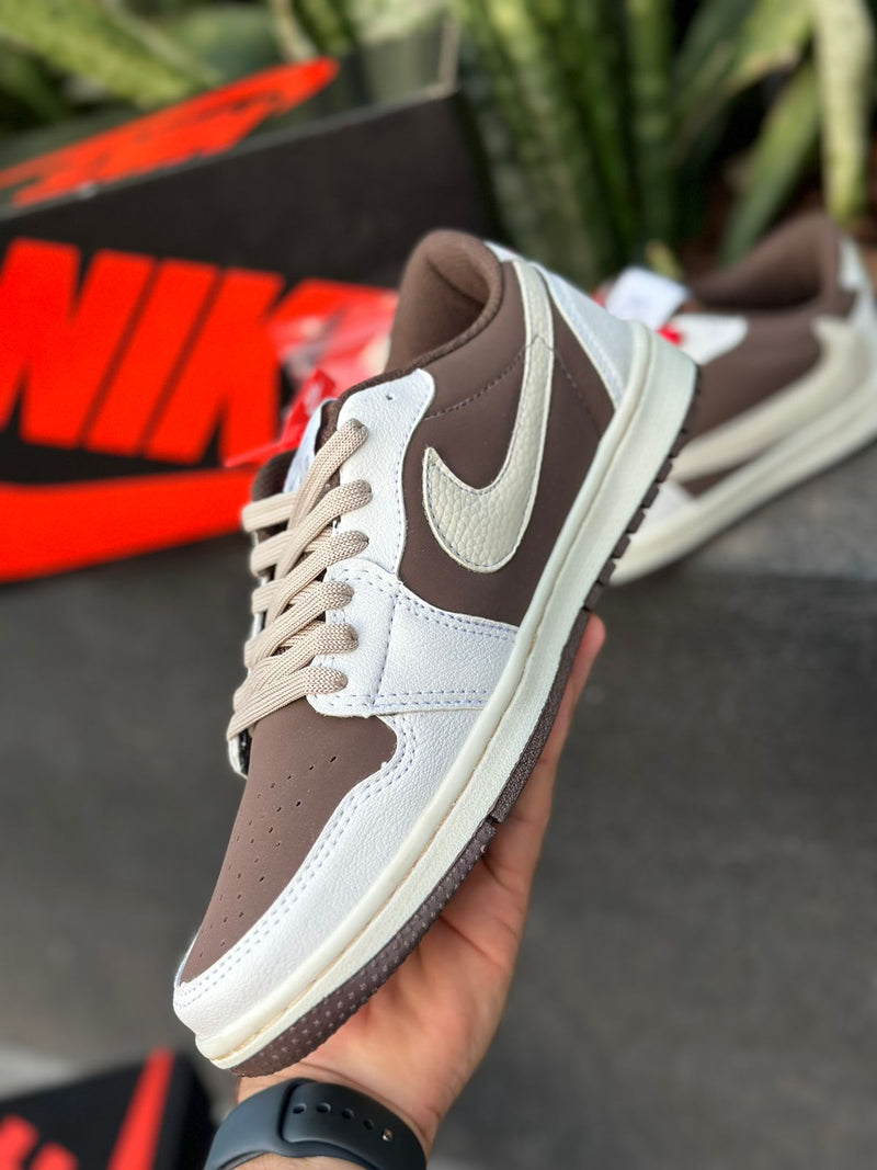 Tênis Nike Air Jordan 1 Retro Low Travis Scott Reverse Mocha Premium