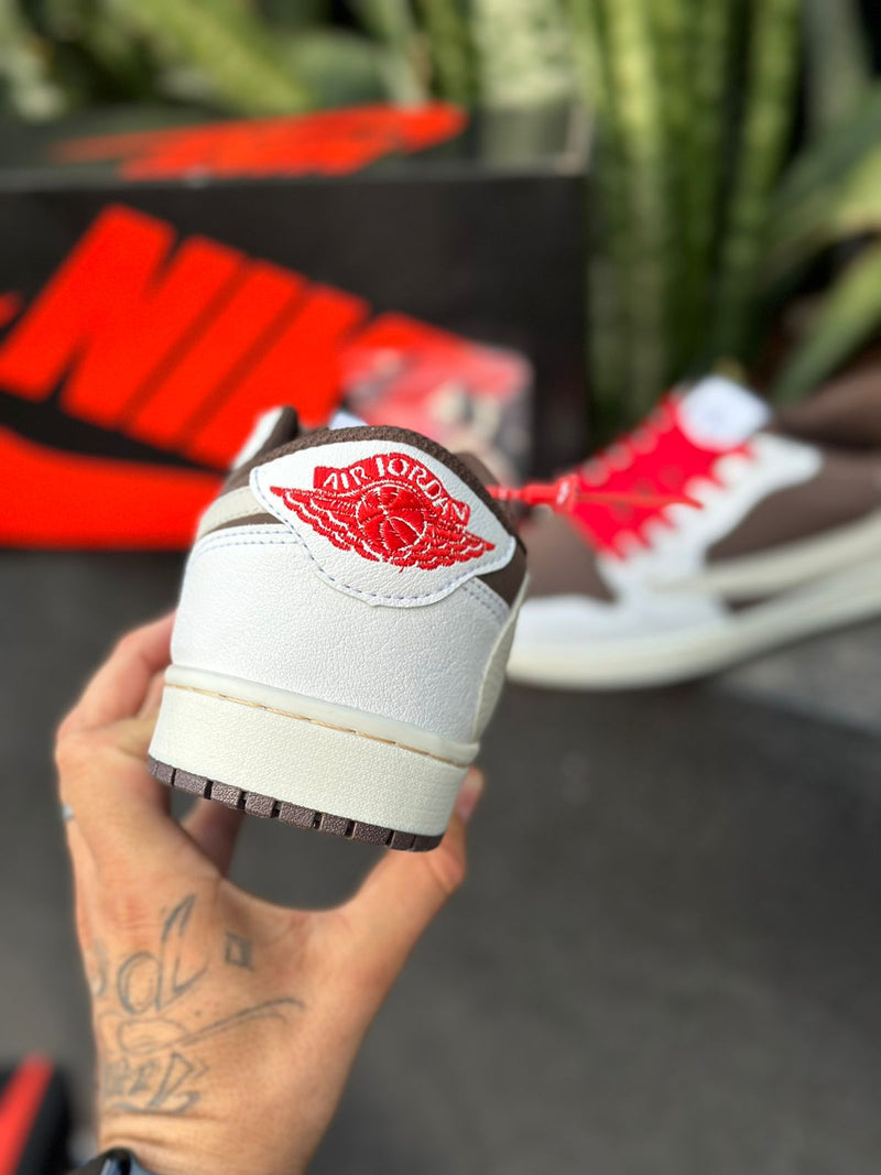 Tênis Nike Air Jordan 1 Retro Low Travis Scott Reverse Mocha Premium