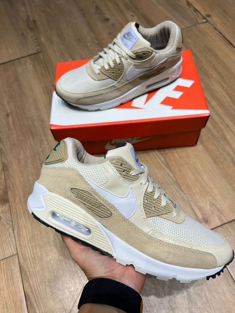 Tênis Nike Air Max 90 WTR Premium Masculino