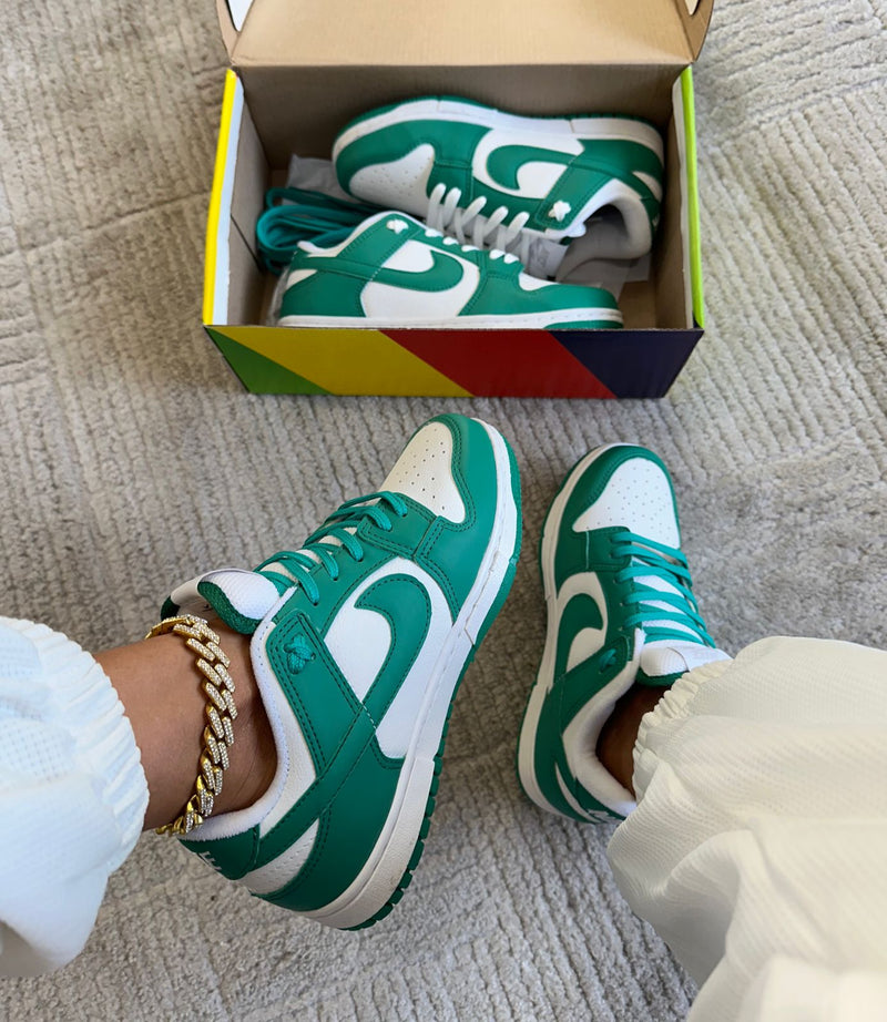 Tênis Nike Dunk Low Pro Verde Premium Feminino