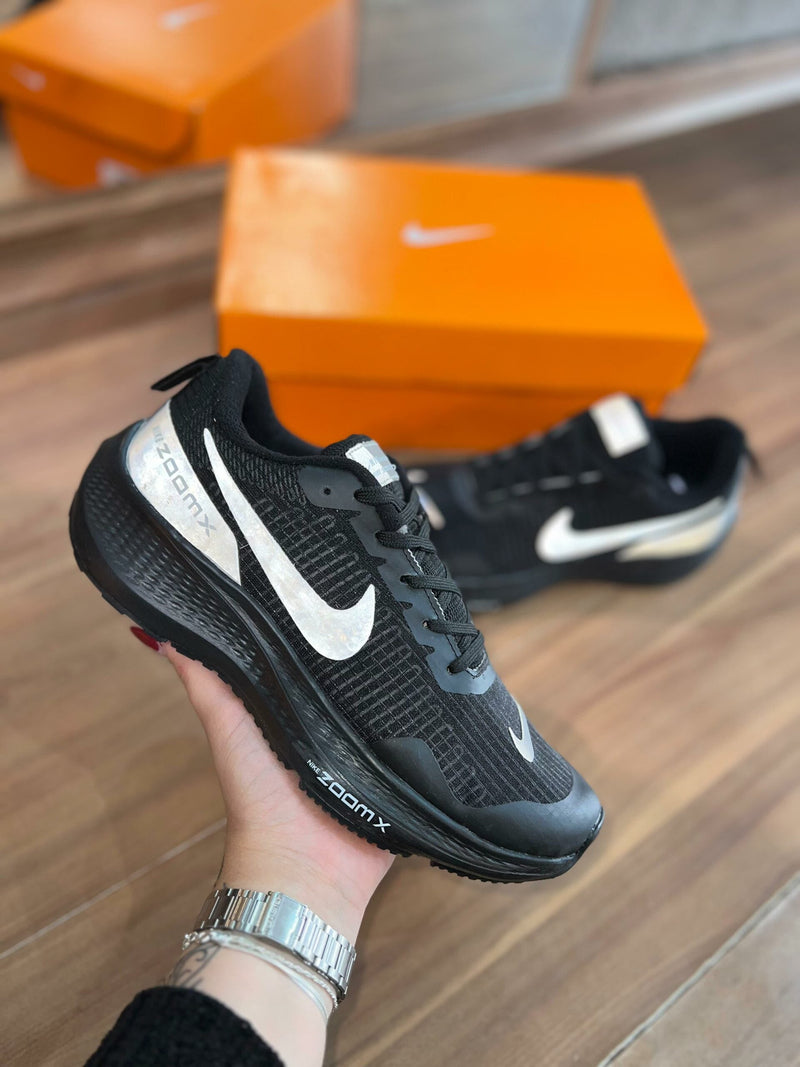 Tênis Nike Zoom X Premium Masculino