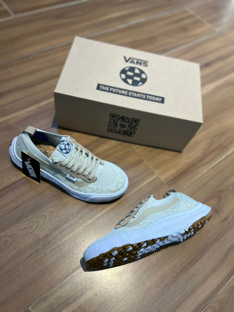 Tênis Vans Ultrarange Branco e Azul Premium Feminino