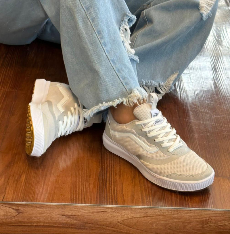 Tênis Vans Ultrarange Premium